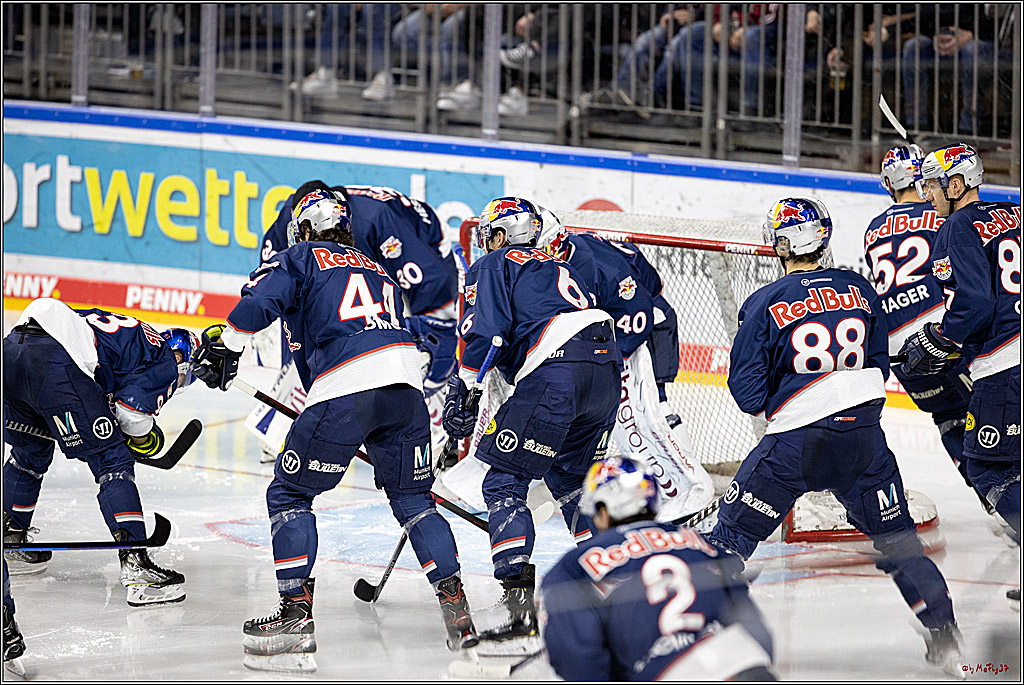 PENNY DEL;  Koelner Haie - EHC Red Bul Muenchenl; Koeln, 18.03.2022